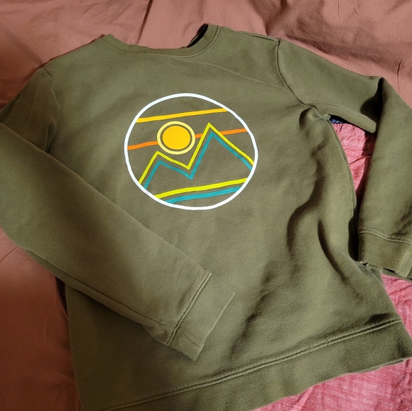 *SOLD* Boys Clothing - Picture 3 of 5